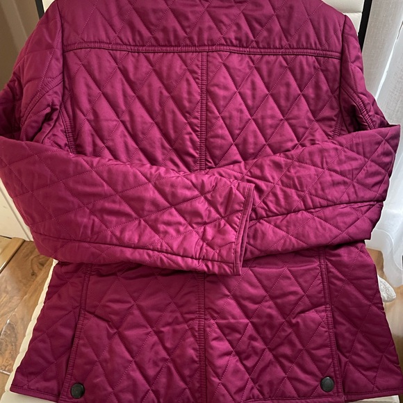 Burberry Brit Diamond Quilted Thermoregulated Jacket with zipper. - Picture 7 of 9